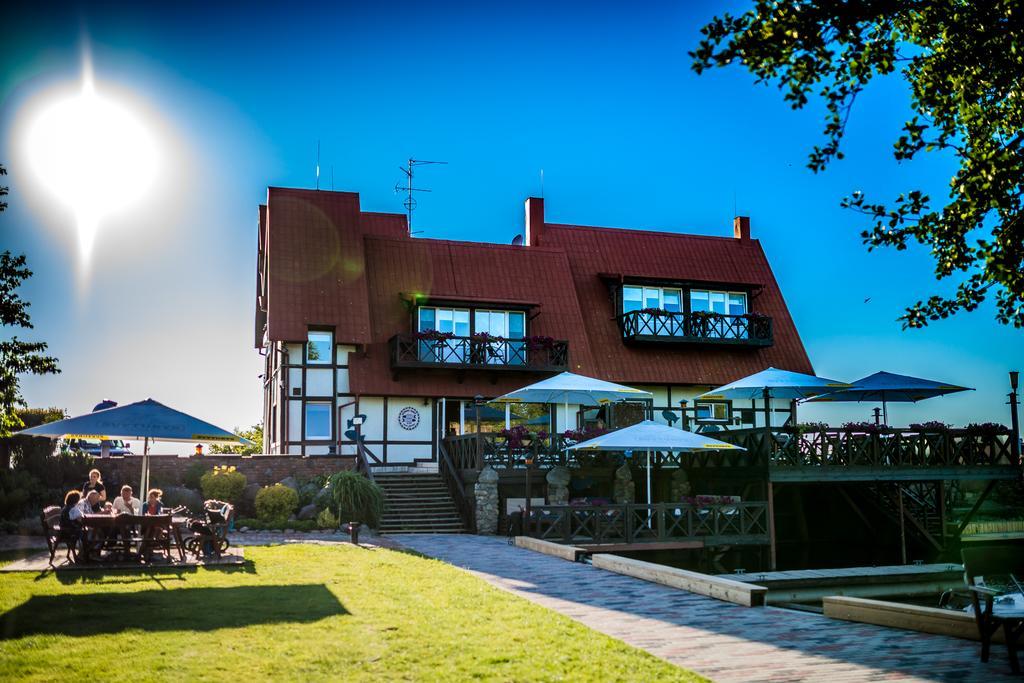Melynojo Karpio Barza Otel Kinty Dış mekan fotoğraf